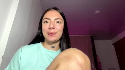 Snapshot of estefa1 chatting on 04/16/26, 06:14 estefa1 online show from 04/16/26, 06:14