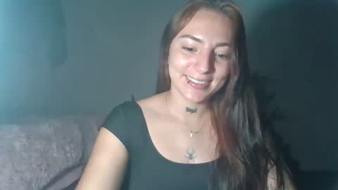 Snapshot of estefa1 chatting on 06/20/26, 04:26 estefa1 online show from 06/20/26, 04:26