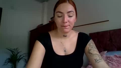 Snapshot of estefa1 chatting on 07/04/26, 08:04 estefa1 online show from 07/04/26, 08:04