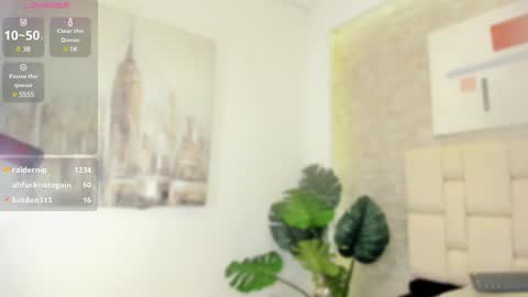 estefany online show from 02/17/25, 02:37