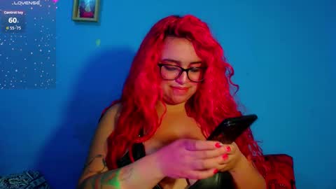 Snapshot of estefyfantasys chatting on 04/19/26, 05:45 Estefania online show from 04/19/26, 05:45