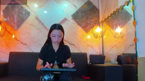 Snapshot of esteisy_blessed chatting on 06/16/26, 05:04 esteisy_blessed online show from 06/16/26, 05:04