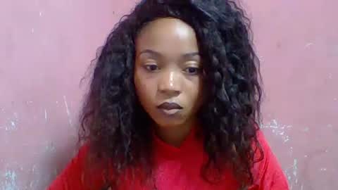 estelah20 online show from 10/20/25, 08:37