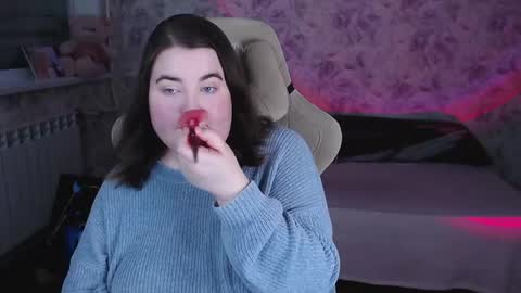 estelle_hicks online show from 05/03/26, 06:47