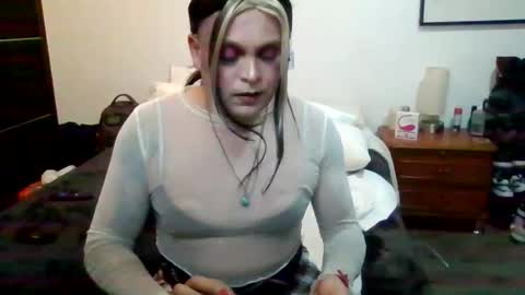 Snapshot of estephanieaguilar chatting on 10/26/25, 08:20 Estephanie Aguilar online show from 10/26/25, 08:20