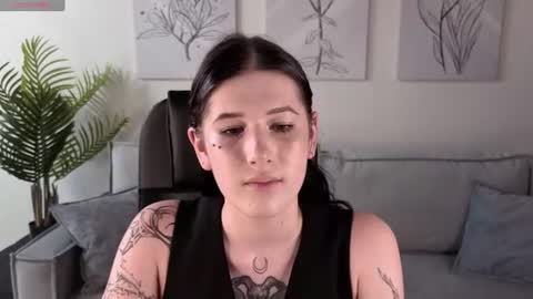 Snapshot of ester_henderson chatting on 07/03/26, 01:34 Ester Henderson online show from 07/03/26, 01:34