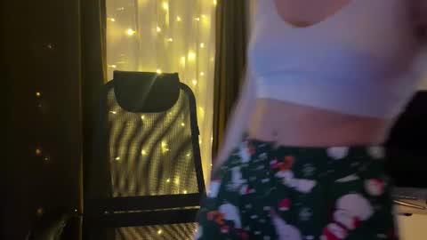 Ester online show from 12/15/25, 03:27