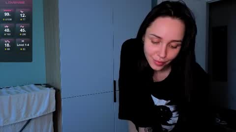 Ester online show from 06/16/26, 05:59
