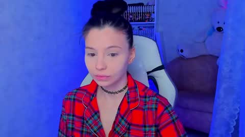 Snapshot of estercollins chatting on 02/19/25, 02:55 Ester online show from 02/19/25, 02:55