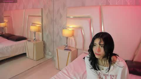   online show from 04/06/26, 01:45