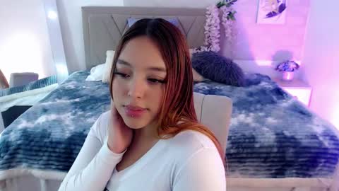 Snapshot of estrella_hank chatting on 03/08/26, 09:40 estrella_hank online show from 03/08/26, 09:40