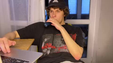 Alex online show from 05/03/26, 05:41