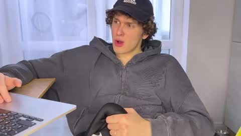 Alex online show from 05/09/26, 09:14