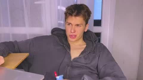 Alex online show from 06/04/26, 05:08