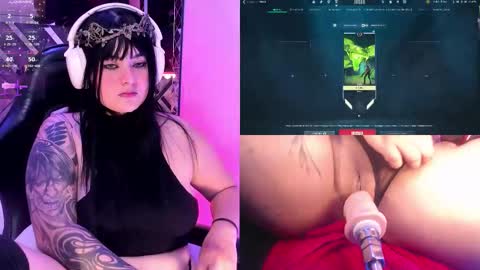 Aura online show from 10/12/25, 01:21