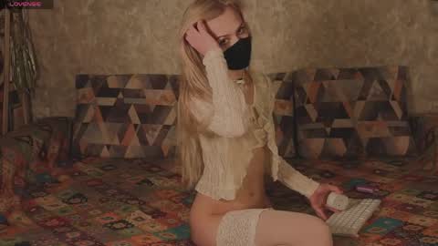 Snapshot of eternalophelia chatting on 03/31/26, 08:20 Sophia online show from 03/31/26, 08:20