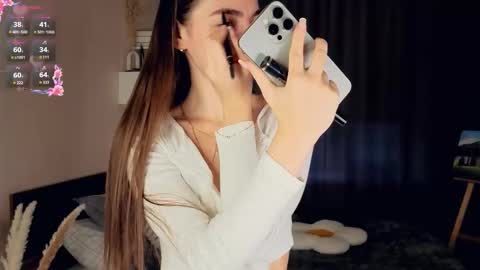 Mary online show from 10/13/25, 08:14