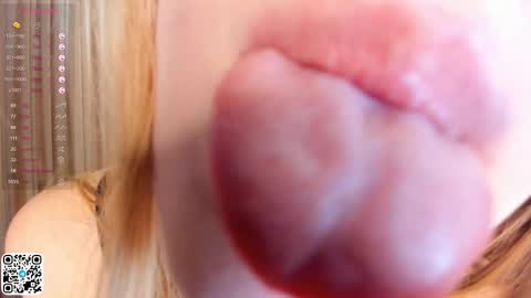 Elsa online show from 03/08/25, 07:42