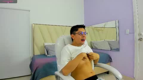 Snapshot of ethan12_ chatting on 07/07/26, 03:20 ethan12_ online show from 07/07/26, 03:20