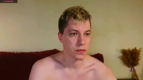 Ethan online show from 05/25/26, 02:17