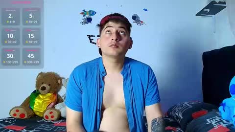 Snapshot of ethan__11 chatting on 12/14/25, 07:51 ETHAN online show from 12/14/25, 07:51