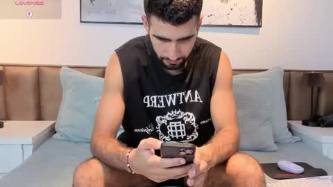 Ethan online show from 04/25/26, 07:11