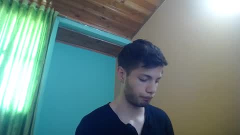 Snapshot of ethan_anavrin chatting on 01/19/25, 03:32 greetings  sergi  online show from 01/19/25, 03:32