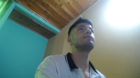 Snapshot of ethan_anavrin chatting on 01/26/25, 05:13 greetings  sergi  online show from 01/26/25, 05:13