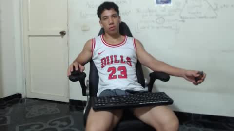 Ethan Noir online show from 02/01/26, 08:46