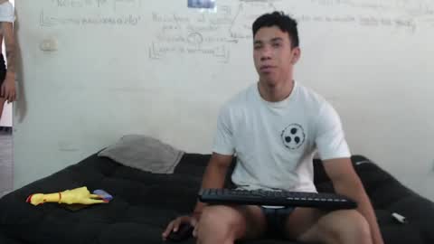 Ethan Noir online show from 04/23/26, 09:17