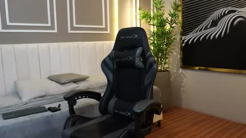 ethan_occonor online show from 11/05/25, 08:14