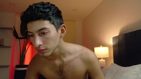 Snapshot of ethan_skiny_ chatting on 04/18/26, 06:50 Joan online show from 04/18/26, 06:50