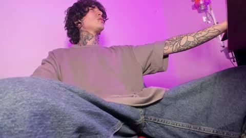 Snapshot of ethan_sykes chatting on 11/23/25, 02:00 Ethan sykes online show from 11/23/25, 02:00