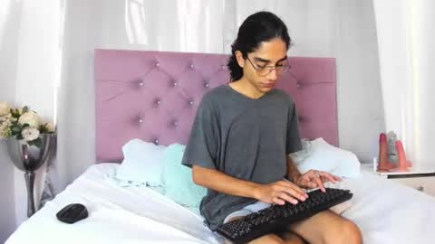 ethanblackwoodd online show from 10/25/25, 08:58