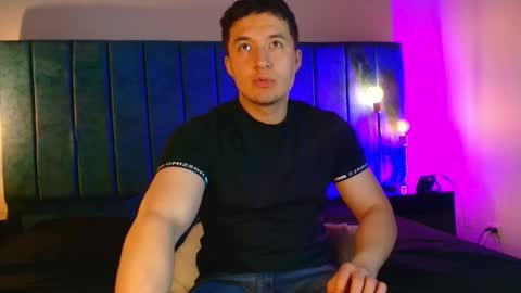 Snapshot of ethanconnor_ chatting on 03/20/26, 12:10 ethanconnor_ online show from 03/20/26, 12:10