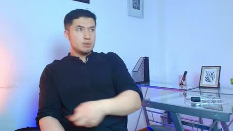 Snapshot of ethanconnor_ chatting on 05/10/26, 12:21 ethanconnor_ online show from 05/10/26, 12:21