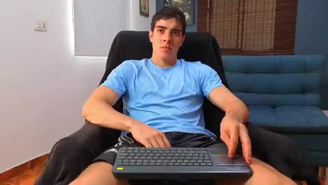 Snapshot of ethangreey1 chatting on 05/04/26, 04:25 ethangreey1 online show from 05/04/26, 04:25