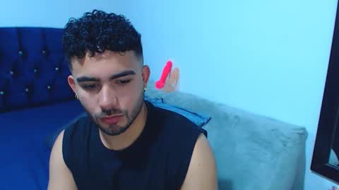 Snapshot of ethanhairy chatting on 01/13/25, 08:37 Ethan online show from 01/13/25, 08:37