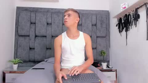 Snapshot of ethanhot_os chatting on 03/31/26, 09:04 ethanhot_os online show from 03/31/26, 09:04