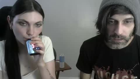 Snapshot of ethanvsvioletxxx chatting on 10/05/25, 02:37 ethanvsvioletxxx online show from 10/05/25, 02:37