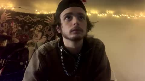 Snapshot of ethb0211 chatting on 03/17/26, 10:13 ethb0211 online show from 03/17/26, 10:13