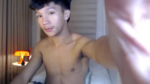 Snapshot of etherealboytoy4hire chatting on 01/13/26, 02:22 Rey online show from 01/13/26, 02:22