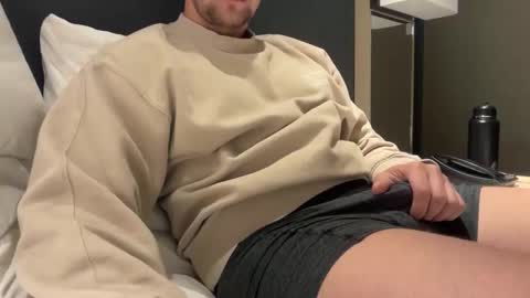 Snapshot of eu_dude chatting on 11/25/25, 01:38 eu_dude online show from 11/25/25, 01:38