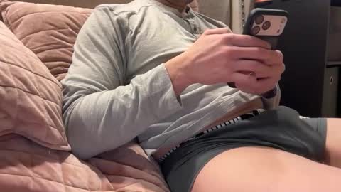 Snapshot of eu_dude chatting on 03/10/26, 03:11 eu_dude online show from 03/10/26, 03:11