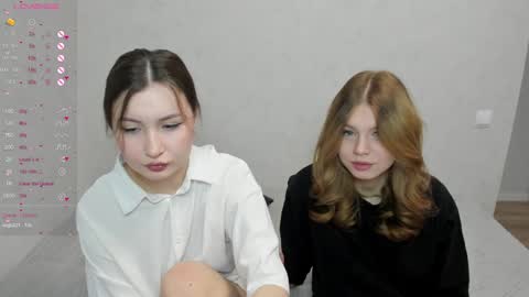 Veronica Tiia Lilith left to right online show from 02/26/25, 12:49