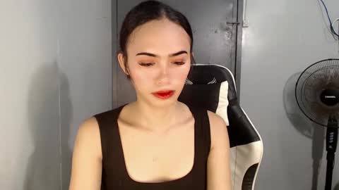 YELLA online show from 12/23/24, 11:14