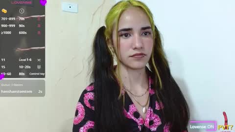 Snapshot of euphoriarush chatting on 01/08/25, 11:52 Euphoria online show from 01/08/25, 11:52