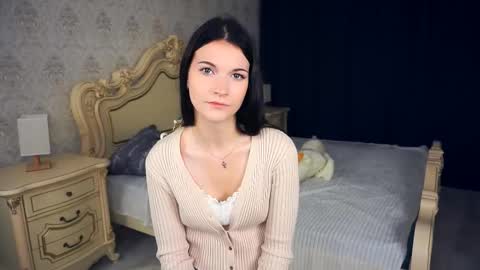 Snapshot of eustoliabondura chatting on 10/13/25, 05:46 Pamula online show from 10/13/25, 05:46
