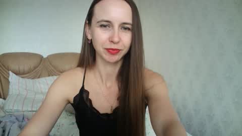 eva00186 online show from 09/29/25, 11:04