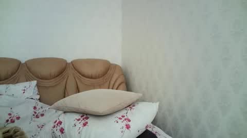 Snapshot of eva00186 chatting on 03/09/26, 09:35 eva00186 online show from 03/09/26, 09:35